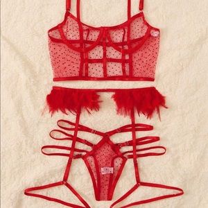 ‘Hot Tamale’ Garter Set